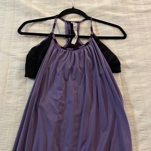 Lululemon Top w built in bra Size 10